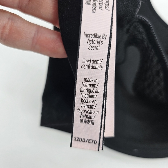 Victoria's Secret Black Incredible Lined Demi Lace Racerback 32DD - Picture 4 of 6